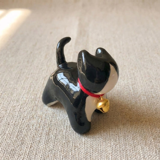 Tuxedo kitty handmade glossy clay desk pal, isometric view