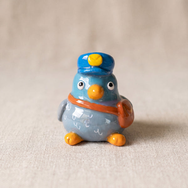 Mailbert handmade glossy clay desk pal, front view