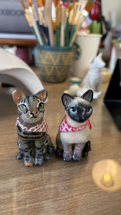 Custom pet sculpture commission by Moon Kiln
