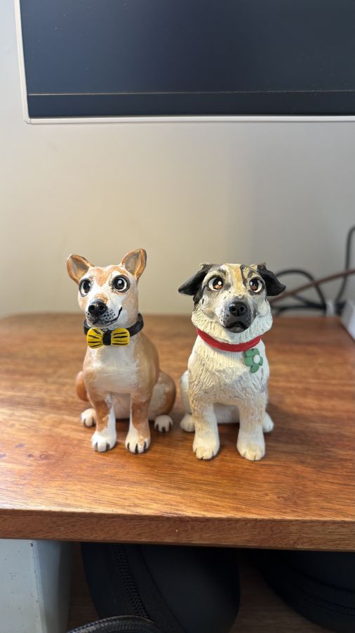 Custom pet sculpture commission by Moon Kiln